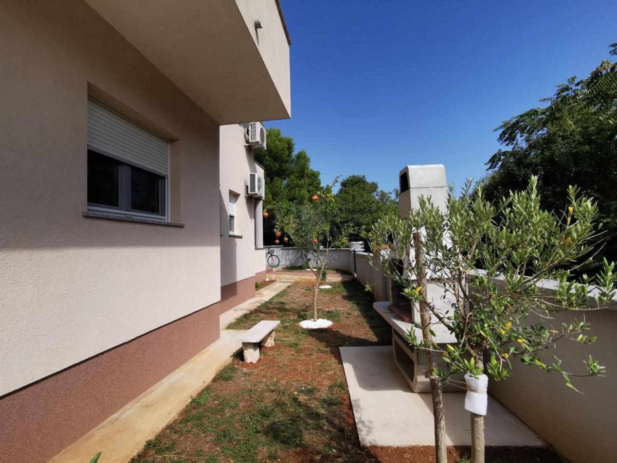 Apartment Dundo In Quiet Green Area Medolino Esterno foto