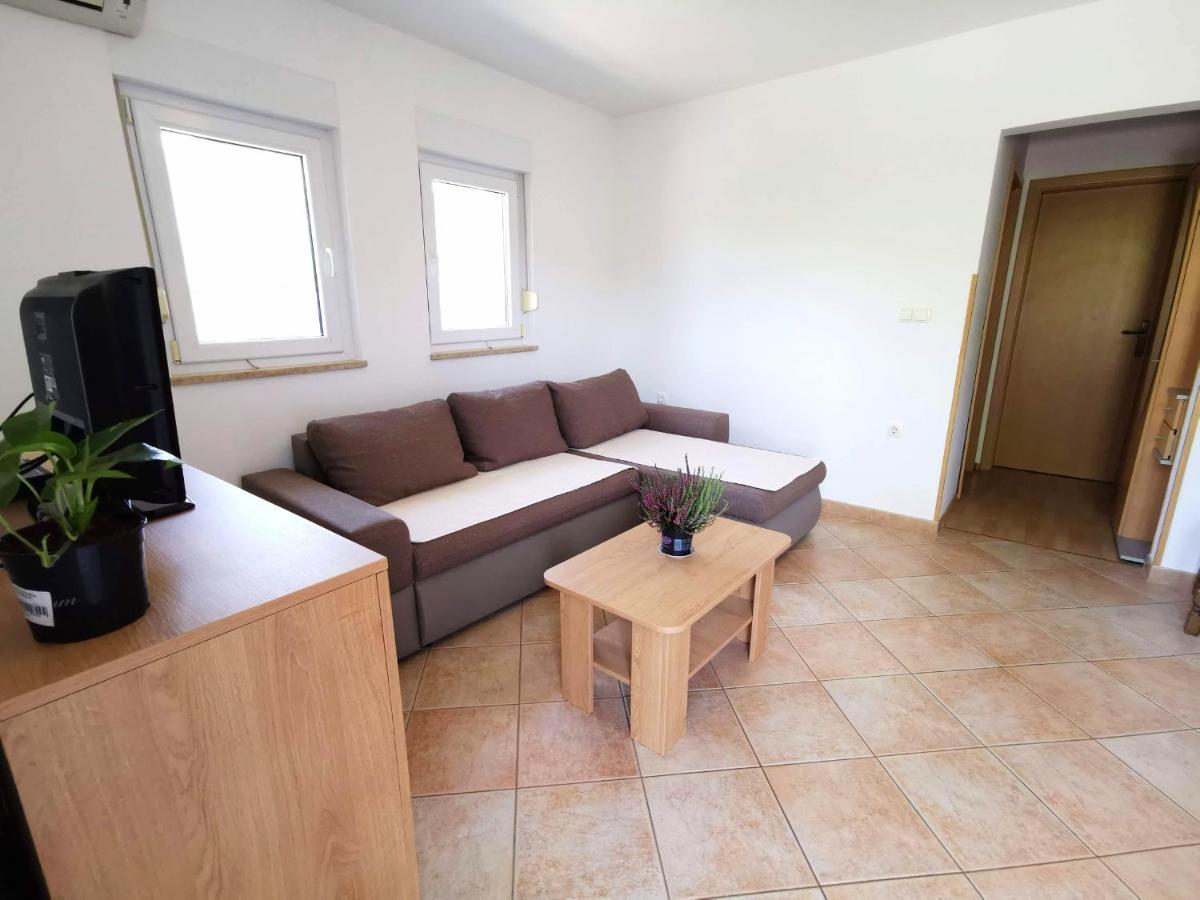 Apartment Dundo In Quiet Green Area Medolino Esterno foto