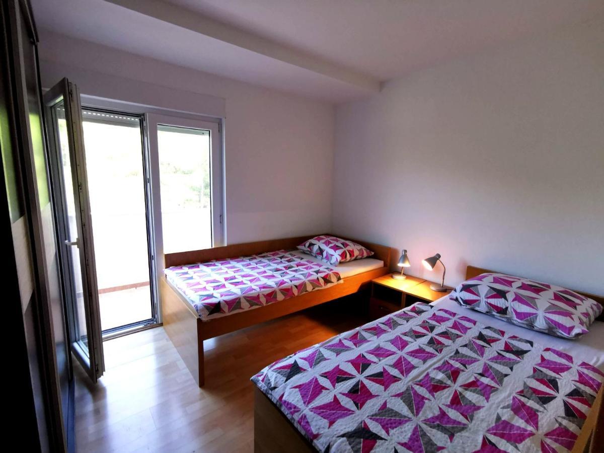 Apartment Dundo In Quiet Green Area Medolino Esterno foto