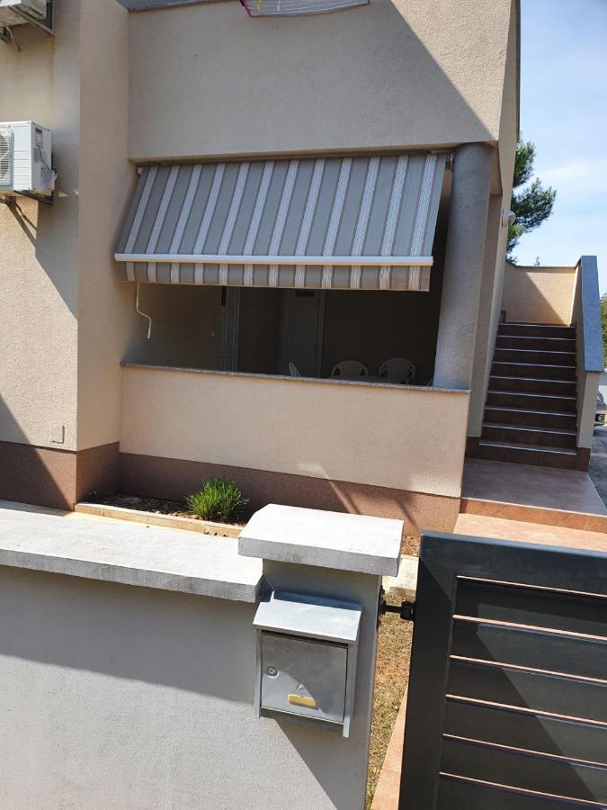 Apartment Dundo In Quiet Green Area Medolino Esterno foto