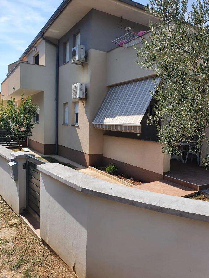 Apartment Dundo In Quiet Green Area Medolino Esterno foto